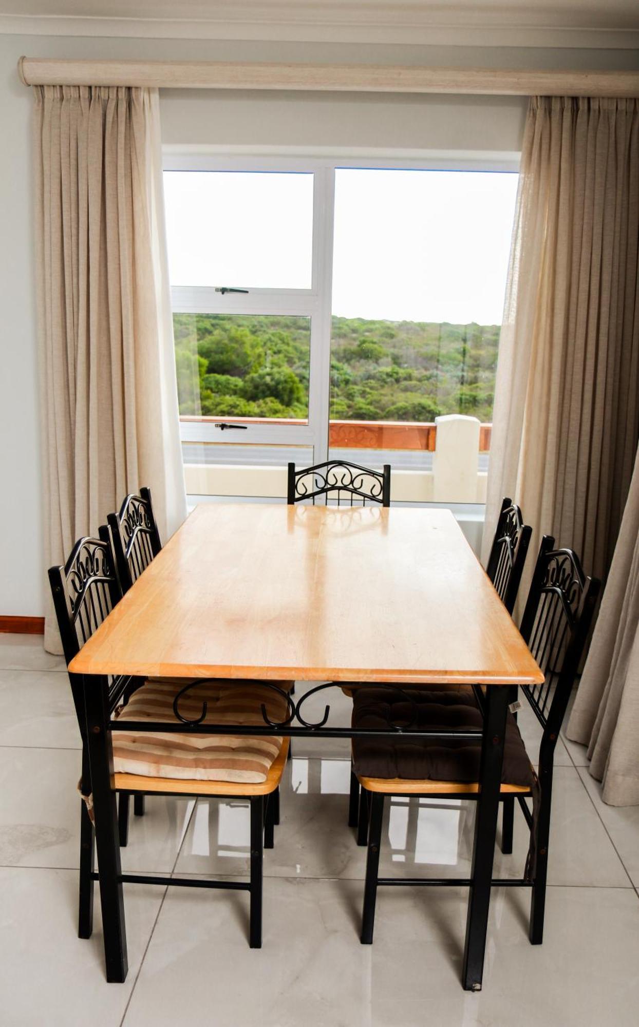 Santareme Seaviews St Francis Bay